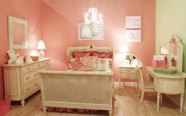 18 Delightful Traditional Girl's Bedroom Design Ideas