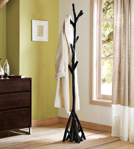 12 Extraordinary Tree Coat Racks To Break The Monotony In The Home