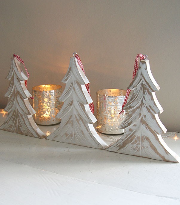 17 Most Simple &amp; Beautiful DIY Christmas Decorations That Can Be Made From Wood