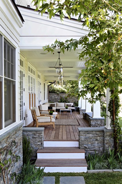 16 Appealing Traditional Porch Designs You'll Enjoy Every Day