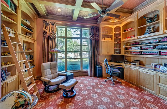 1317 Saint Albans Path, Southlake, Texas Source