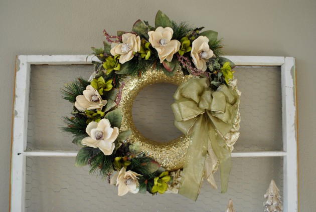 18 Wonderful Handmade Christmas Wreath Designs That Will Make Your Front Door Shine