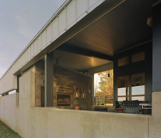 Round Mountain House Source