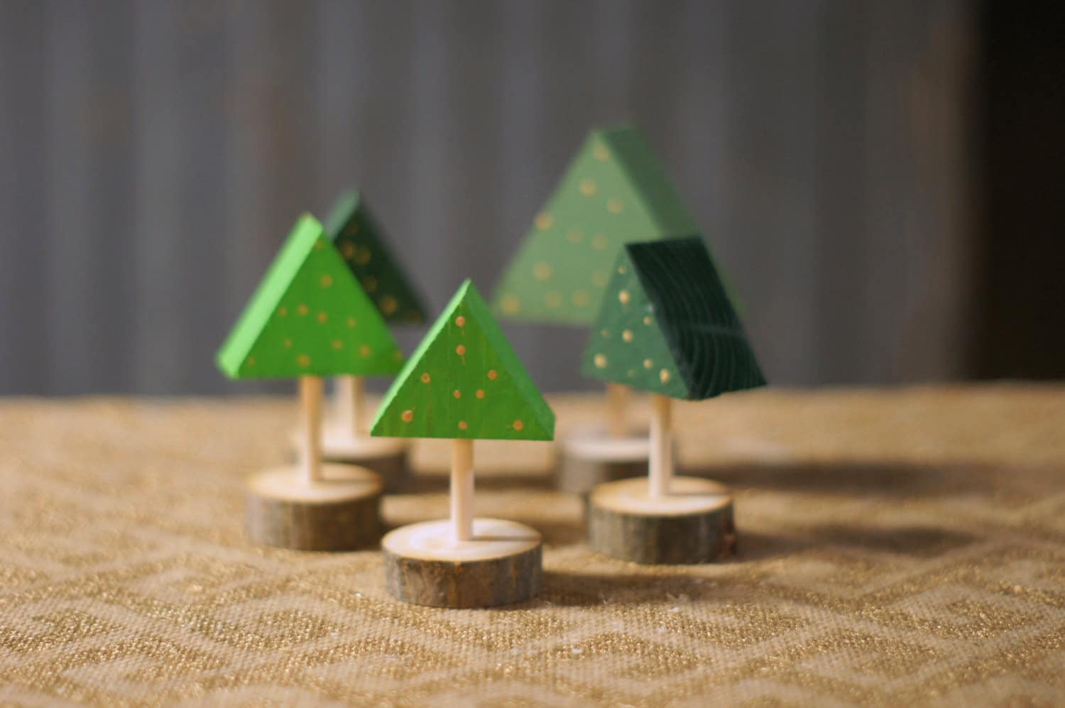 Mini Christmas Tree Set Buy it on: www.etsy.com