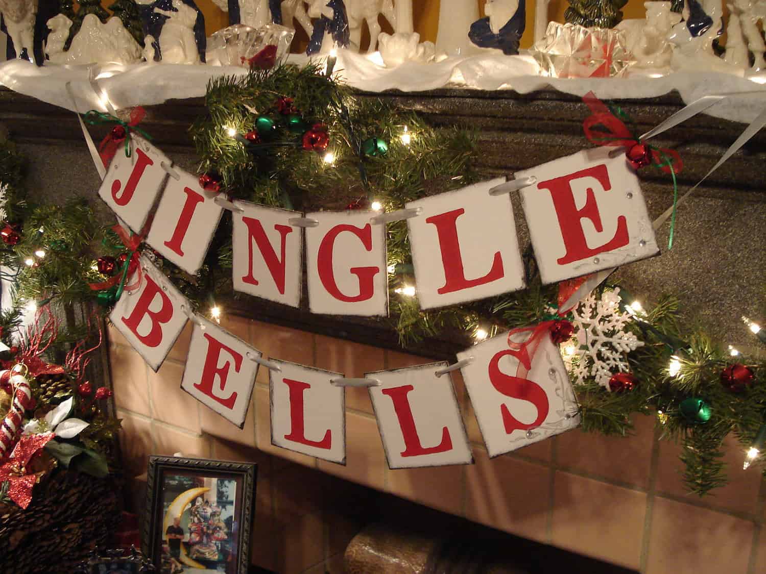 JINGLE BELLS Banner Buy it on: www.etsy.com