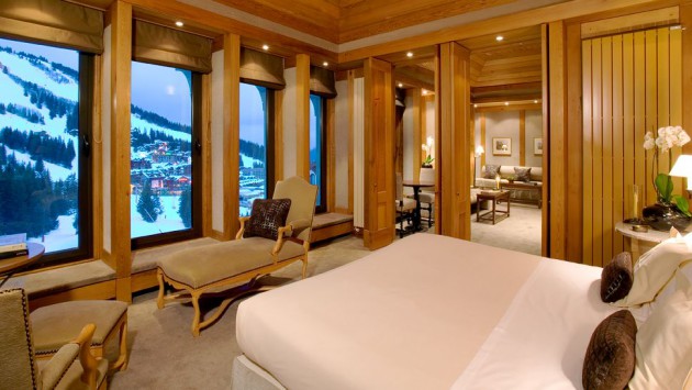 10 Cozy Bedroom Designs With Majestic Winter View