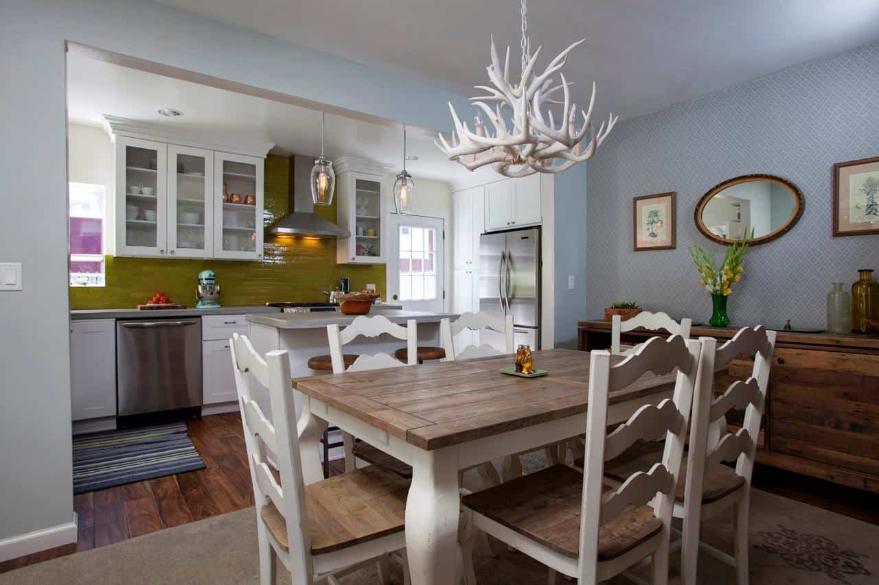 15 Charming Dining Room Designs With Antler Chandeliers 15 Charming Dining Room Designs With Antler Chandeliers