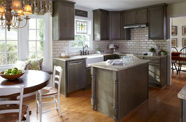 16 Awesome Small Kitchen Designs For Everyone Who Love To Cook 1