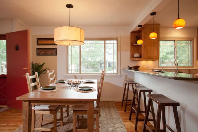 16 Efficient Solutions For Decorating Kitchen With Dining Table 10