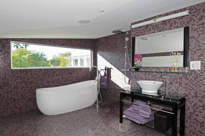 Make Your Bathroom Beautiful Using Fascinating Mosaic Tiles 12