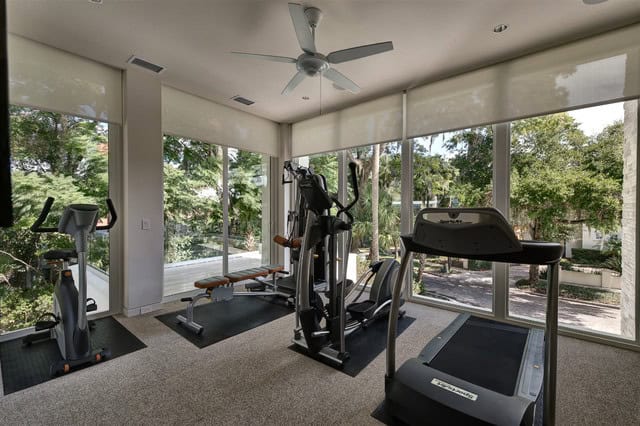 19 Practical Ways To Decorate Exercise Room In The Home 15