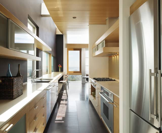 19 Ultra Clever Ideas To Decorate Narrow Kitchen 15