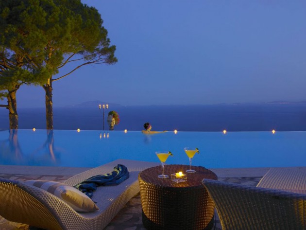 18 Perfect Infinity Pool Designs That Will Make You Go Crazy