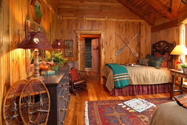 17 Brilliant Rustic Style Bedrooms That Ideal For Your Dream Home 4