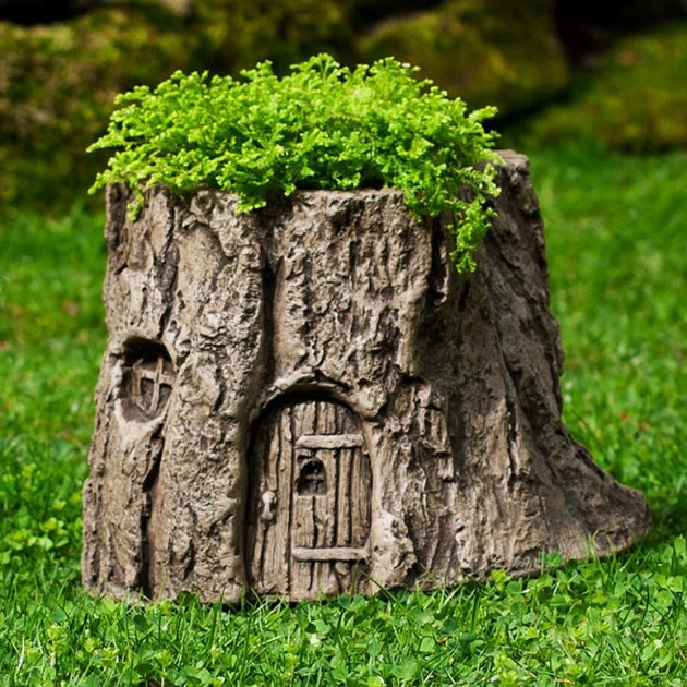 14 Interesting Ideas How To Decorate Your Garden With Tree Stumps