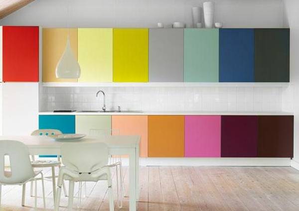 17 Brilliant Rainbow Interior Designs For All Those Who Think Outside The Box