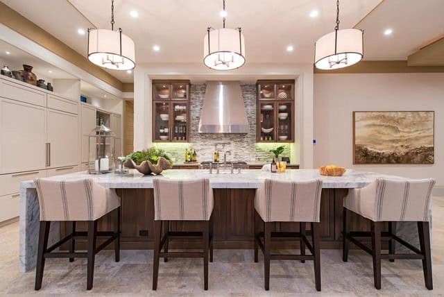 18 Gorgeous Kitchens With Natural Stone Backsplash 8