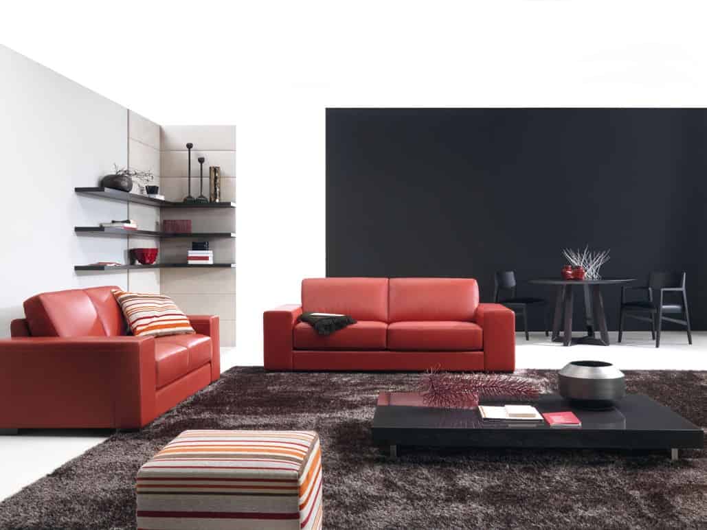 17 Stylish Living Room Designs With Red Couches 8