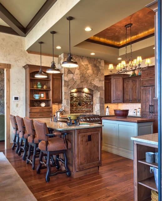 18 Gorgeous Kitchens With Natural Stone Backsplash