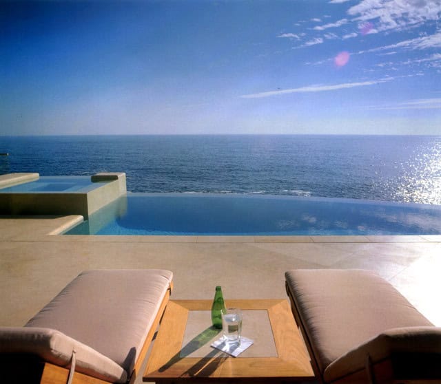 16 Fabulous Infinity Swimming Pools That Will Leave You Speechless 1