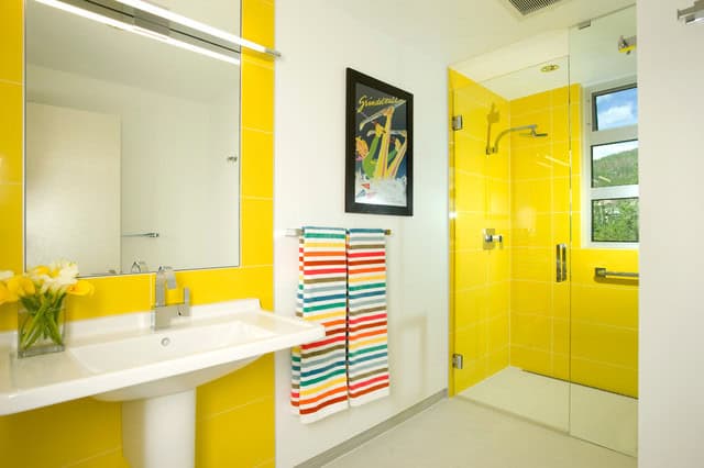 18 Magnificent Bathroom Designs Refreshed With Yellow Details 14