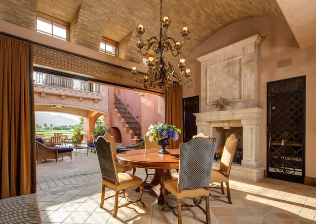 17 Stylish Dining Room Designs In Mediterranean Style 15