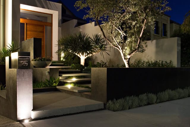 18 Breathtaking Tree-Lighting Design Ideas That Will Enhance Your Exterior 3