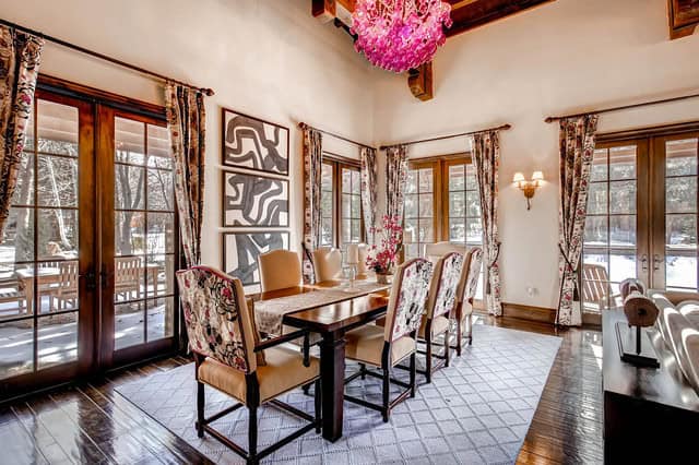 17 Stylish Dining Room Designs In Mediterranean Style 5