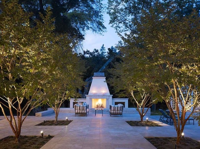 18 Breathtaking Tree-Lighting Design Ideas That Will Enhance Your Exterior 6