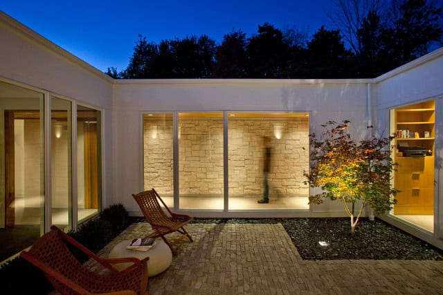 18 Breathtaking Tree-Lighting Design Ideas That Will Enhance Your Exterior 9