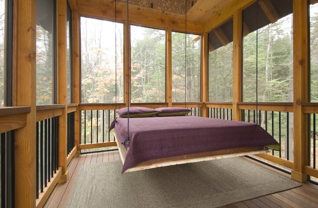 20 Cool Hanging Bed Designs To Provide You Extra Pleasure & Enjoyment 9