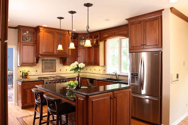 16 Delightful Brown Kitchens In Traditional Style 12