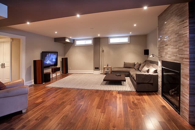 17 Delightful Interior Designs With Laminate Flooring