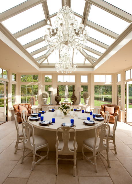 19 Attractive Traditional Dining Rooms That Will Provide You Pleasant Stay