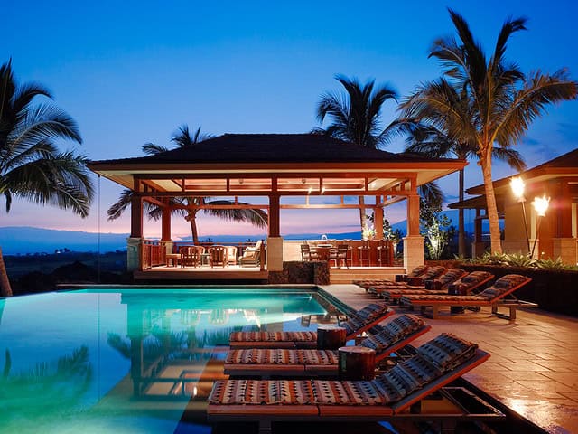 19 Brilliant Chair Designs To Enjoy Even More Near Your Swimming Pool 19