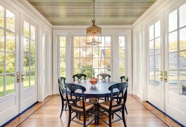 19 Attractive Traditional Dining Rooms That Will Provide You Pleasant Stay 3