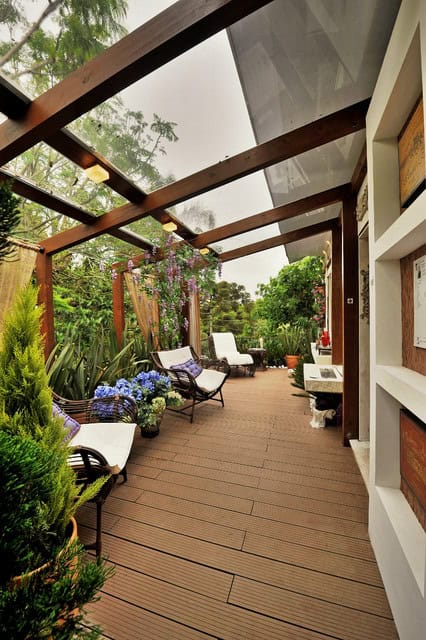 16 Functional Ideas To Design Pretty Deck In A Small Yard