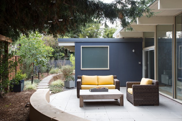 Eichler Indoor-Outdoor Home by Klopf Architecture, Silicon Valley