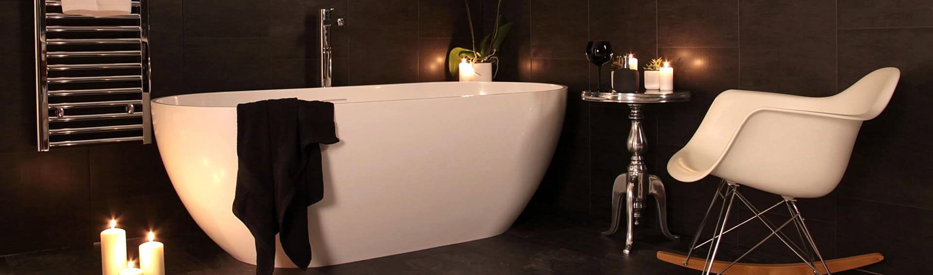 Be Besotted with Black Bathroom Decor image_4