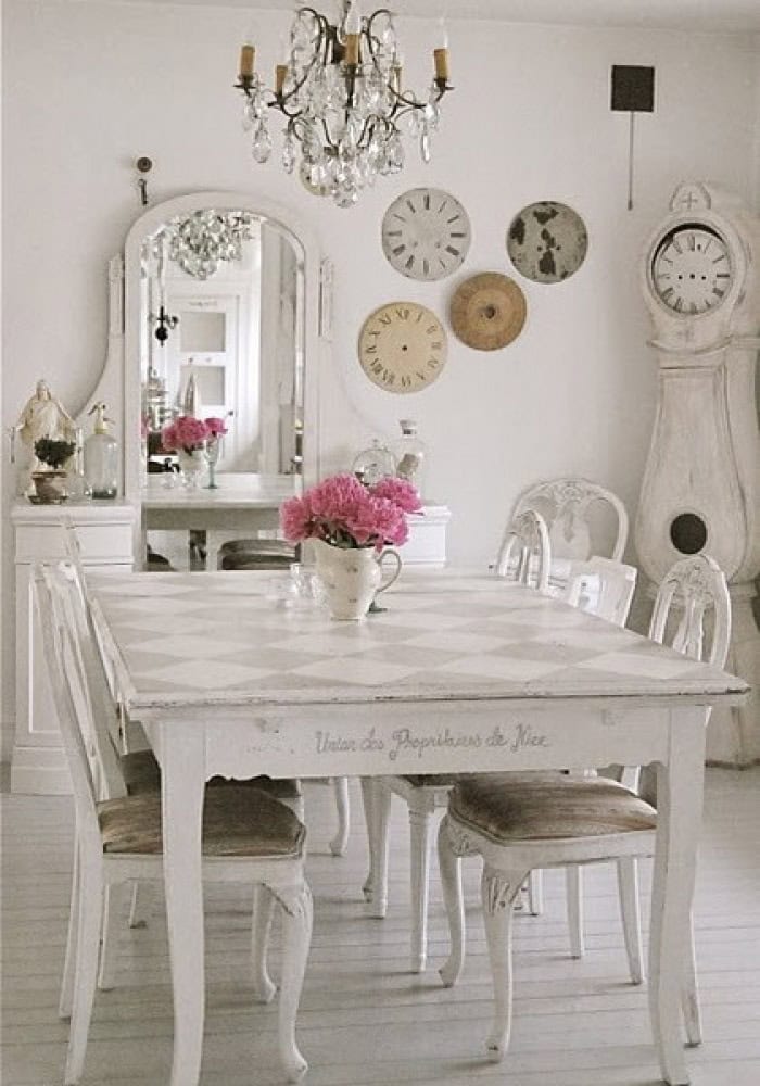 16 Impressive Shabby Chic Decorations To Enter Pleasant Feel In Your Home 13