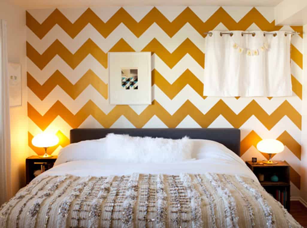 17 Interesting Wallpapers With Geometric Pattern For Every Bedroom 14