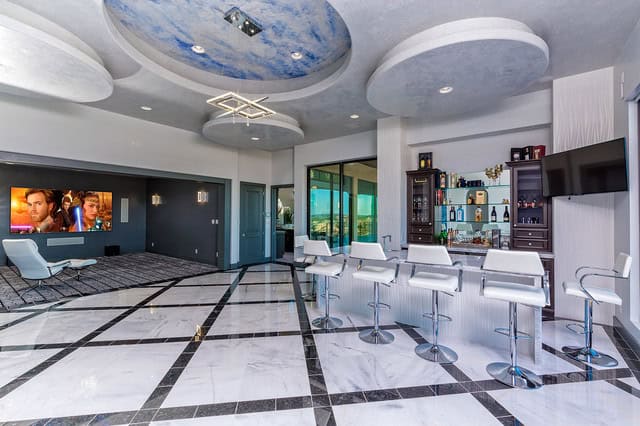 CRESTA BELLA 3 Patel House Source