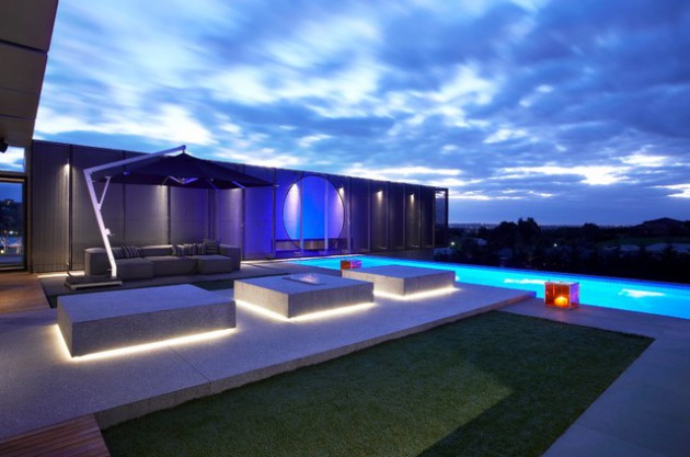 16 Spectacular Exteriors With Contemporary Swimming Pool