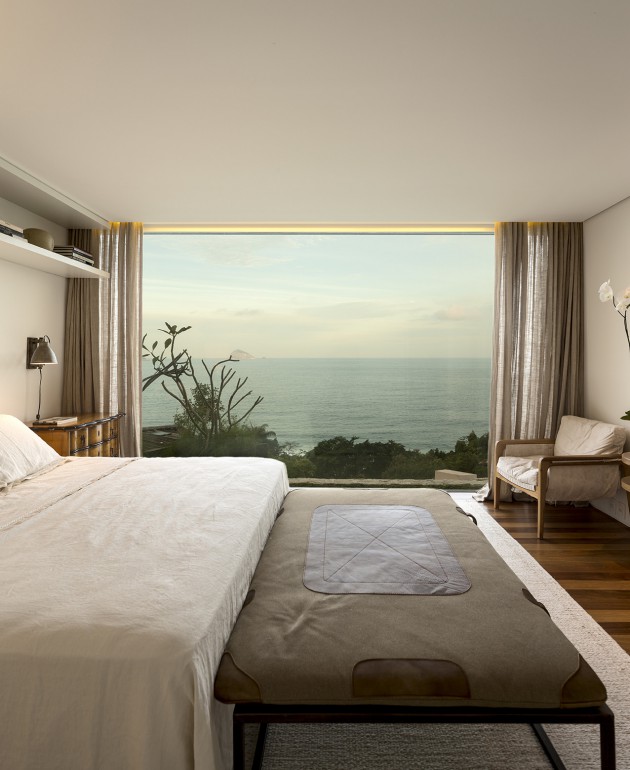 The AL House by Studio Arthur Casas in Brazil Is What You Need To See Today