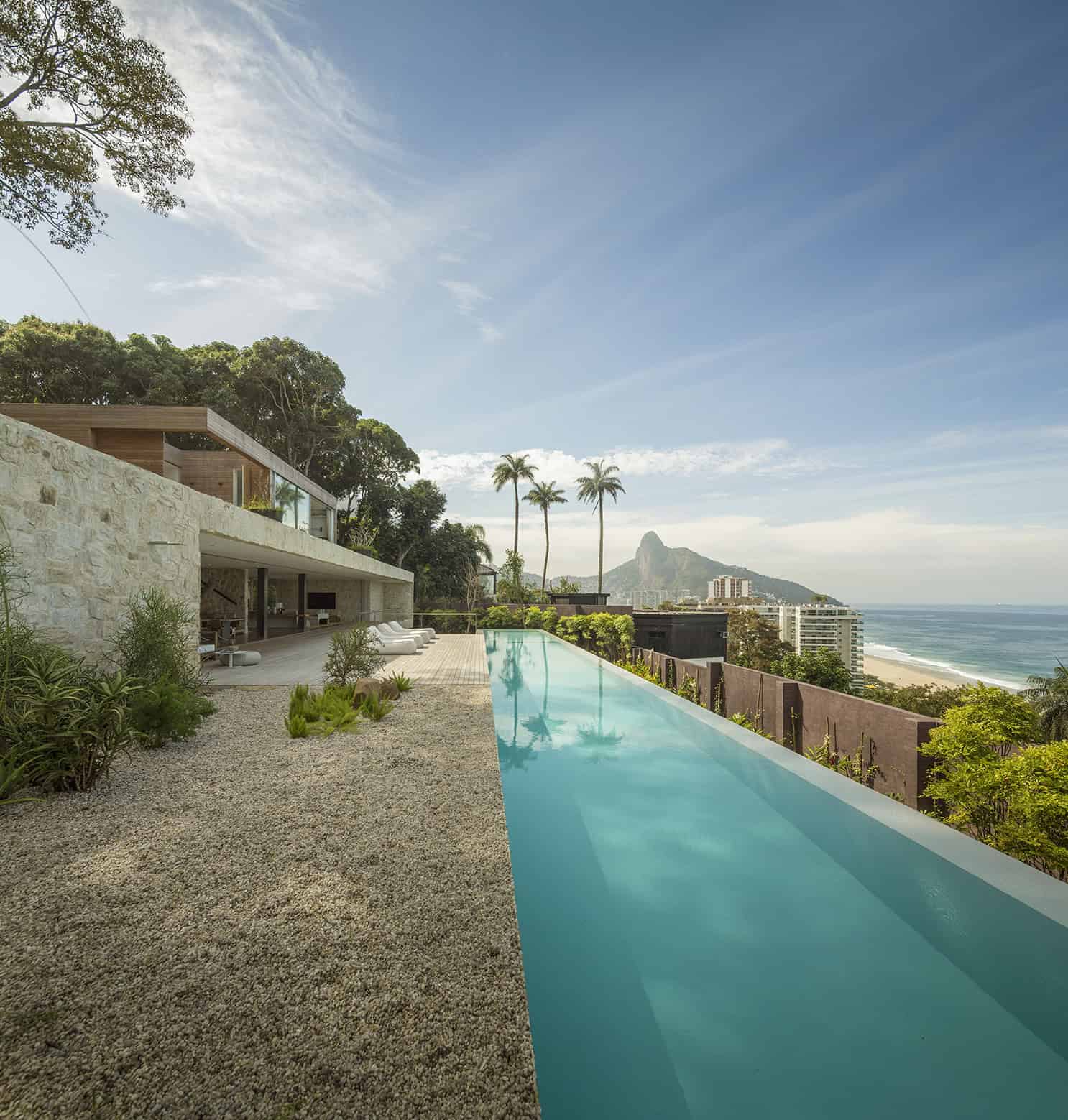 The AL House by Studio Arthur Casas in Brazil Is What You Need To See Today The AL House by Studio Arthur Casas in Brazil Is What You Need To See Today (2)