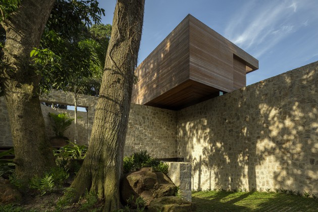 The AL House by Studio Arthur Casas in Brazil Is What You Need To See Today (3)