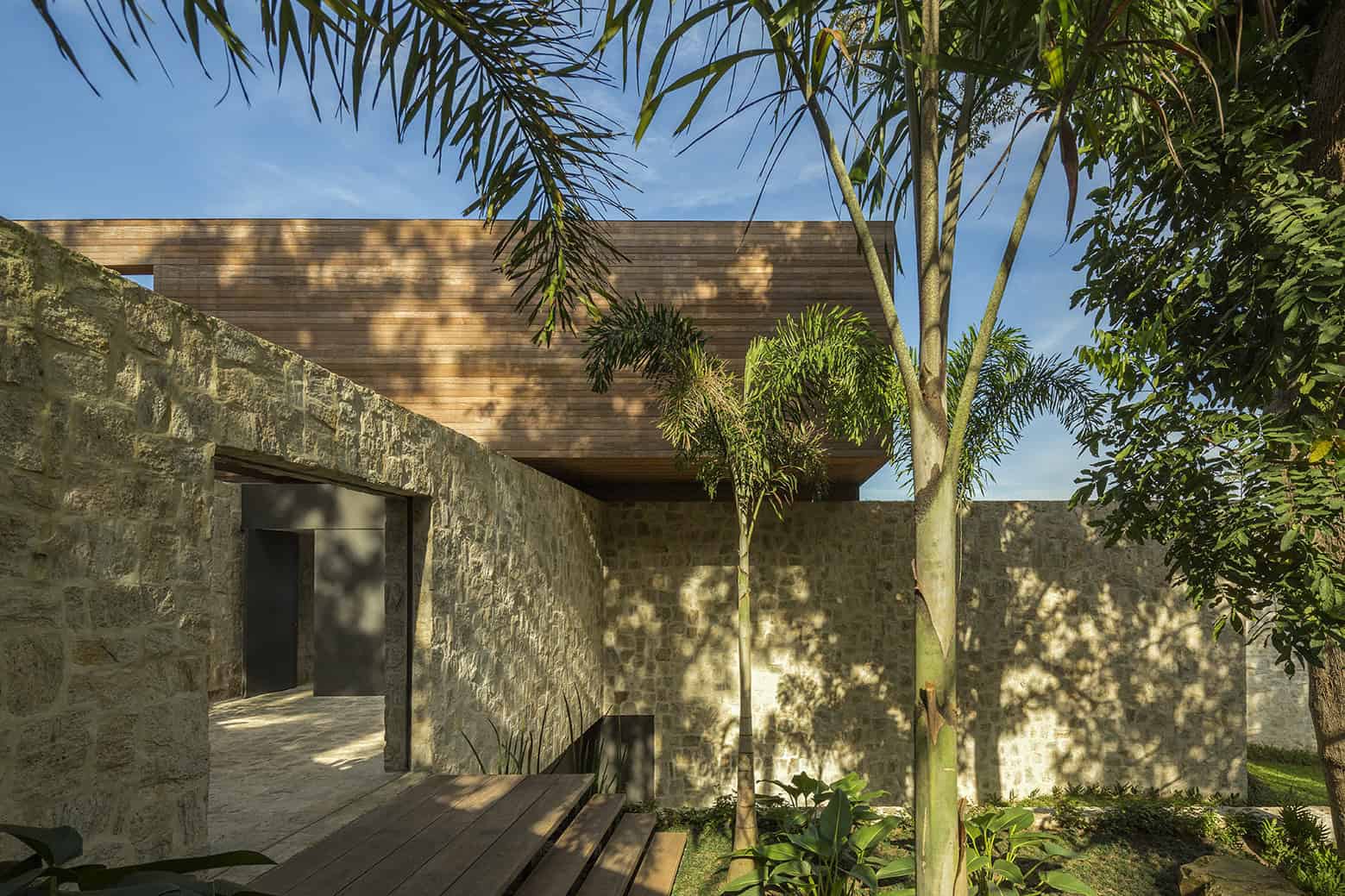 The AL House by Studio Arthur Casas in Brazil Is What You Need To See Today The AL House by Studio Arthur Casas in Brazil Is What You Need To See Today (6)