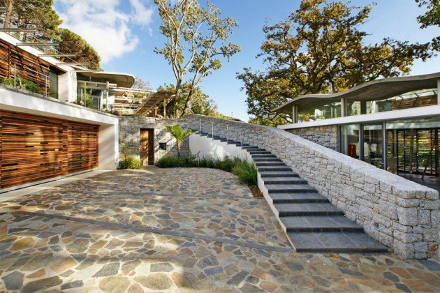 The Astonishing Mountain House by Van Der Merwe Miszewski Architects (8)