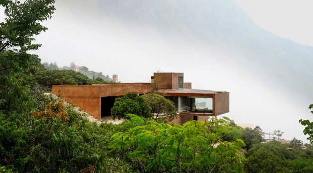 The Contemporary Narigua House in Mexico by P+0 Architecture