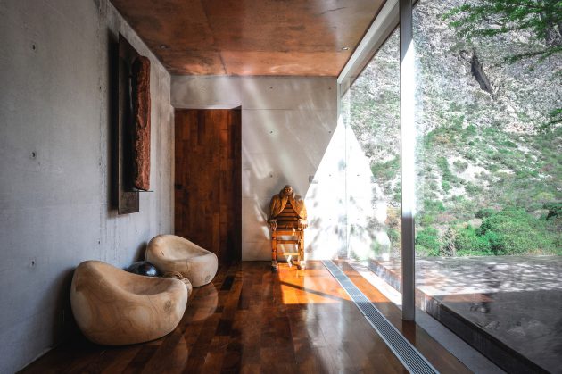 The Contemporary Narigua House in Mexico by P+0 Architecture